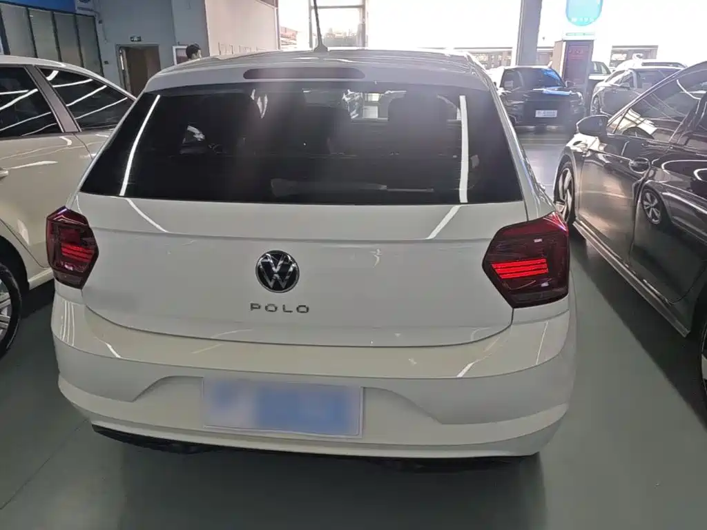 Volkswagen Polo — миниатюра 6