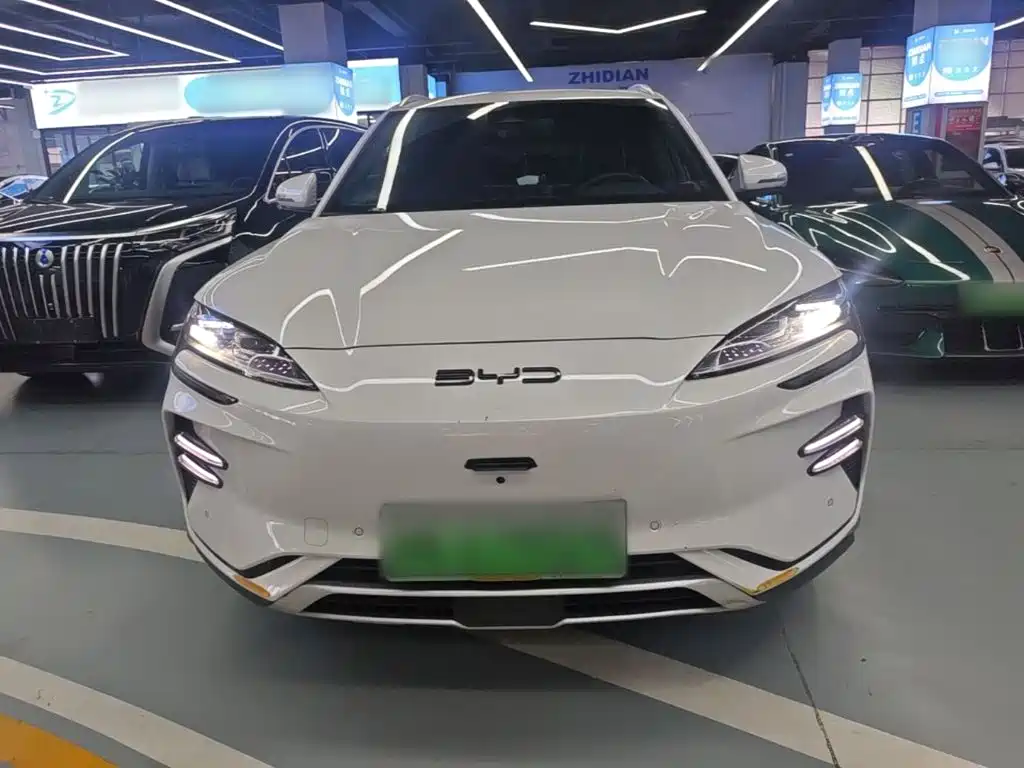 BYD PLUS New Energy — миниатюра 3