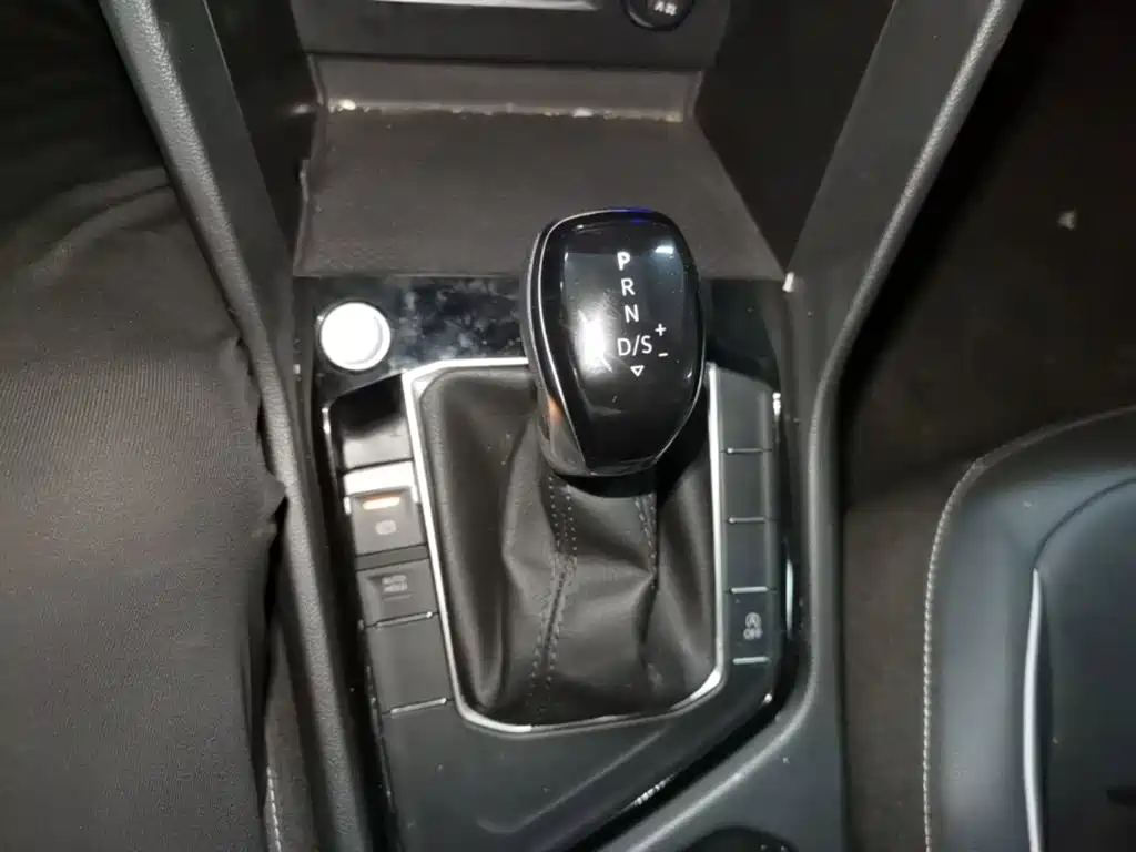 Volkswagen Tiguan L — миниатюра 14