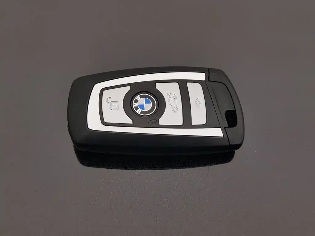 BMW 5 Series — миниатюра 19
