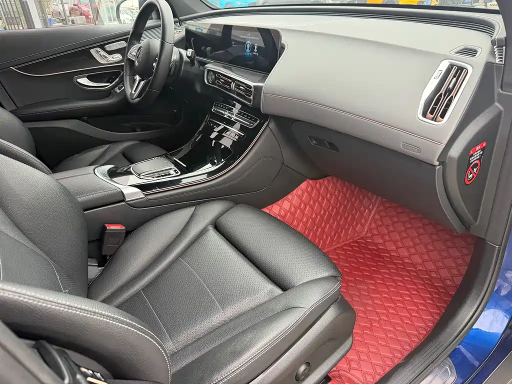 Mercedes-Benz EQC — миниатюра 11