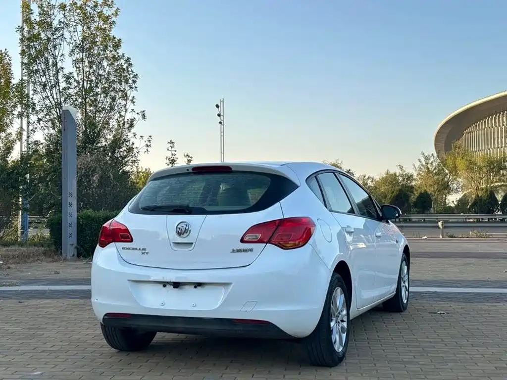 Buick Excelle — миниатюра 4