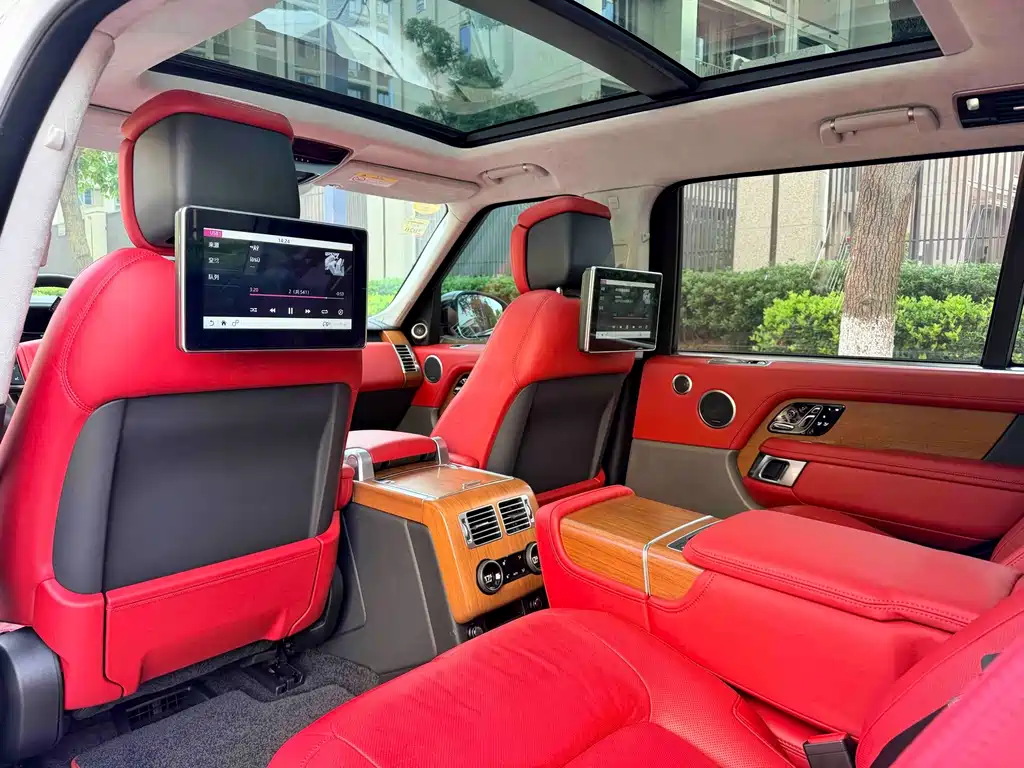 Land Rover Range Rover — миниатюра 5