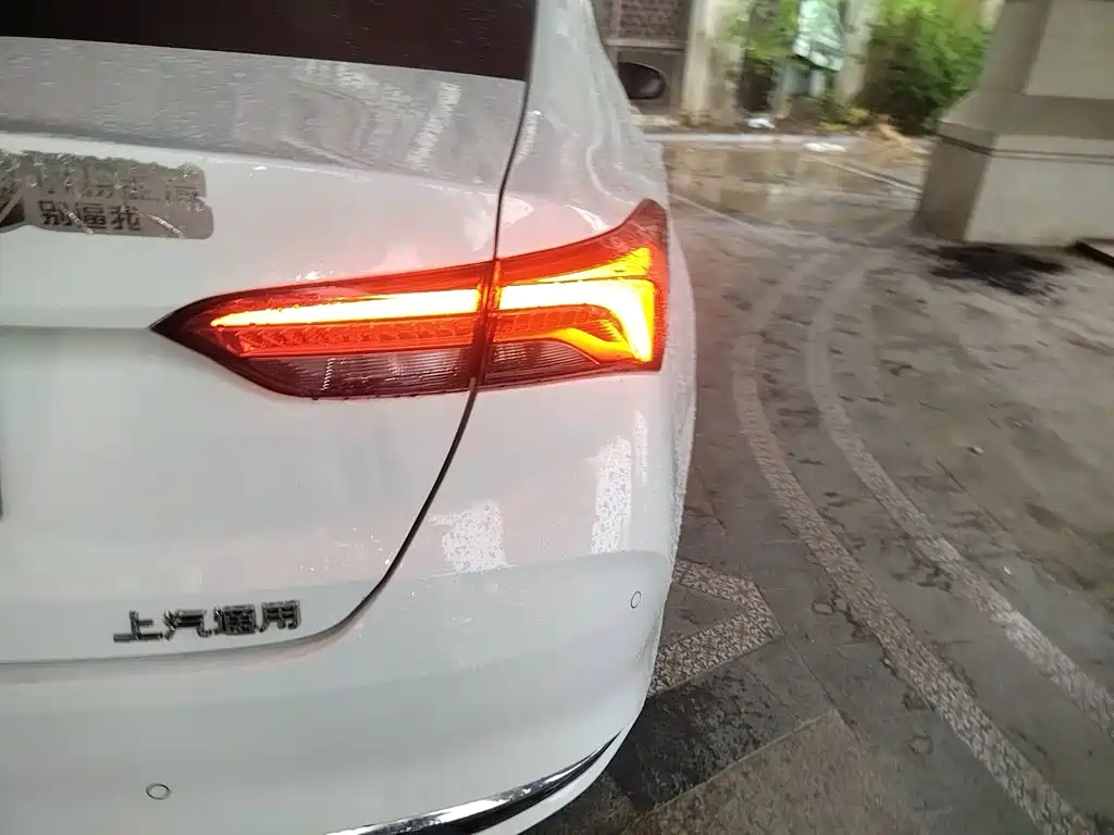 Buick Verano — миниатюра 24