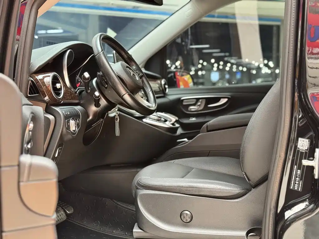 Mercedes-Benz V-Class — миниатюра 4