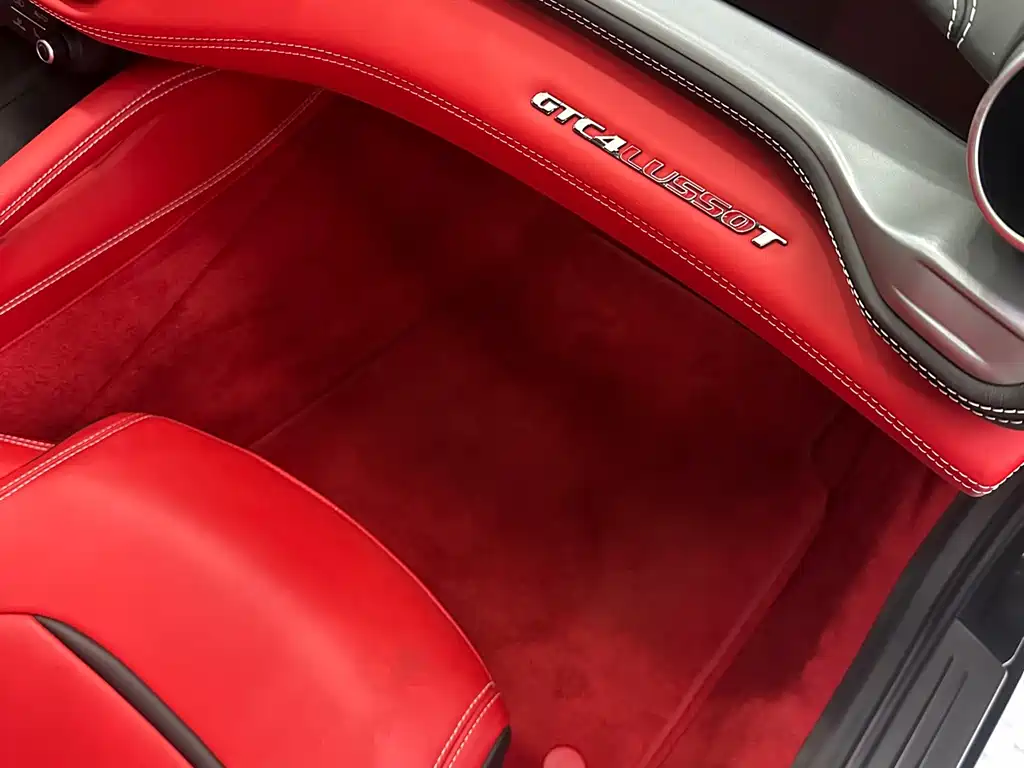 Ferrari GTC4Lusso — миниатюра 6