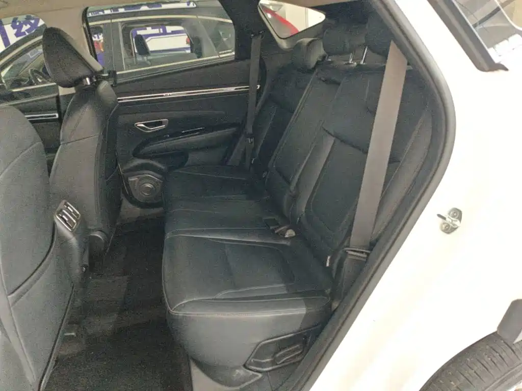 Hyundai Tucson — миниатюра 17