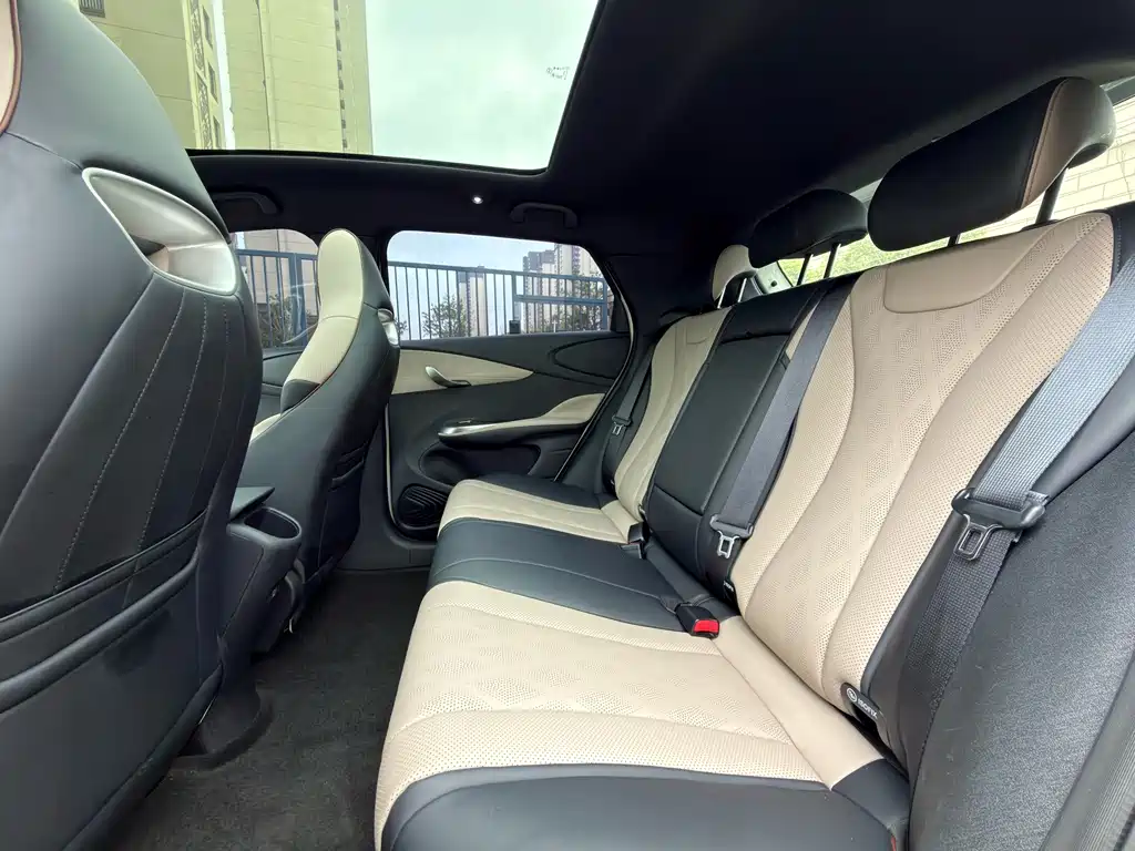 BYD Dolphin — миниатюра 6