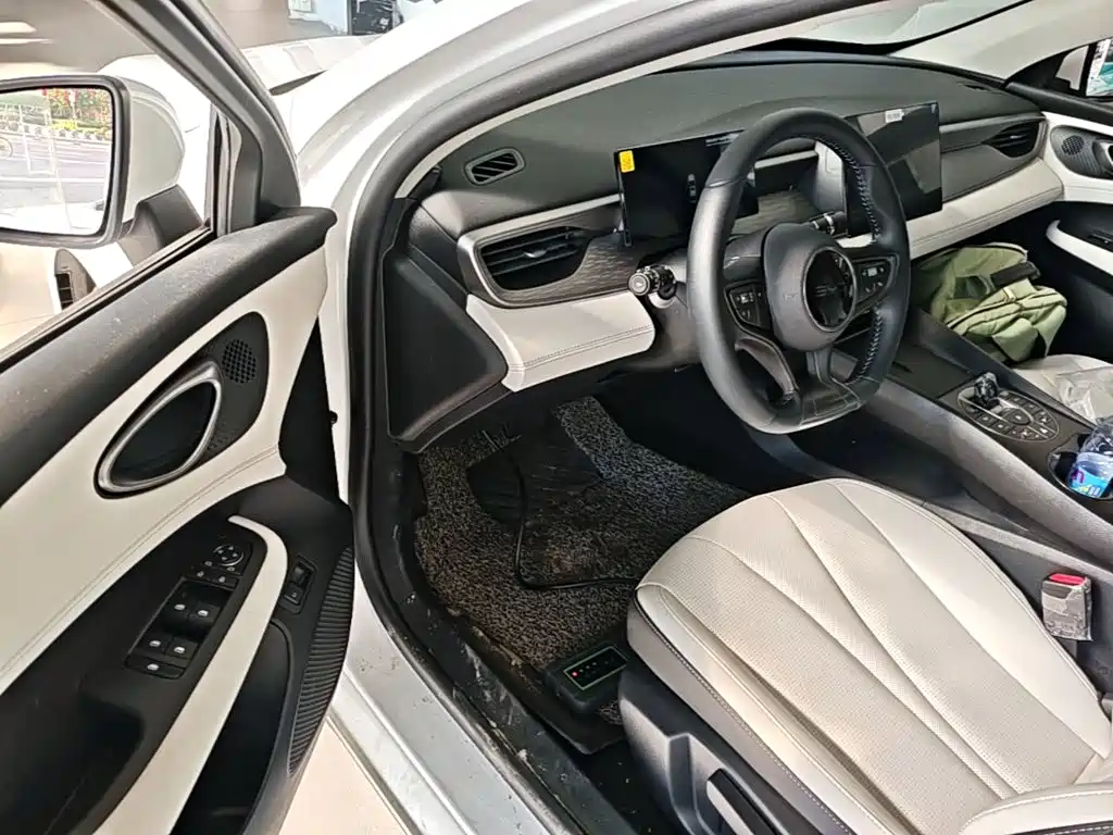 BYD Seal 05 DM-i — миниатюра 16