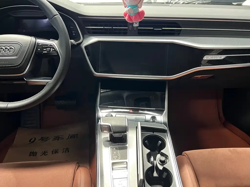 Audi A7L — миниатюра 9