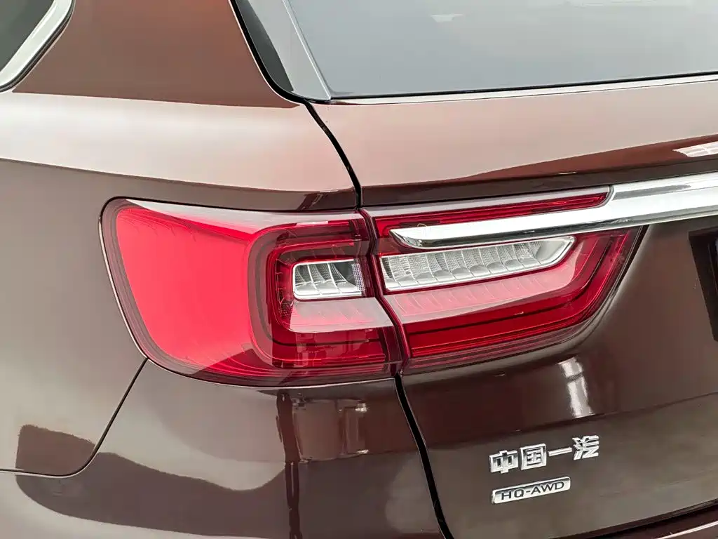 Hongqi Hongqi HS7 — миниатюра 10