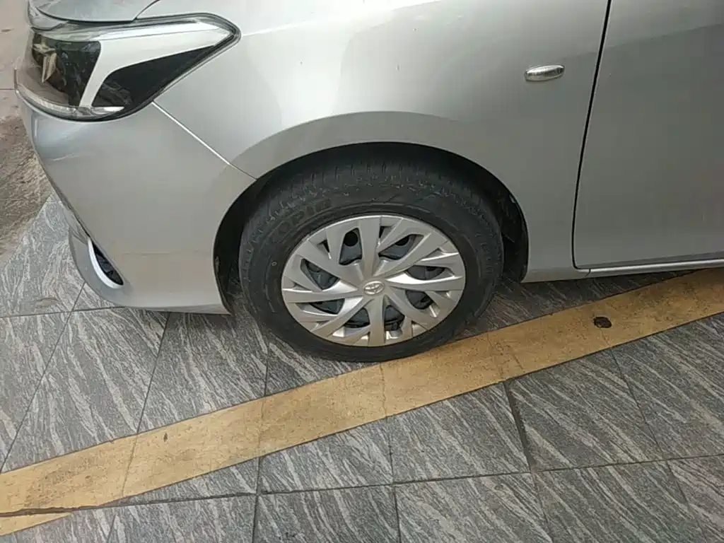 Toyota Vios - фото 25