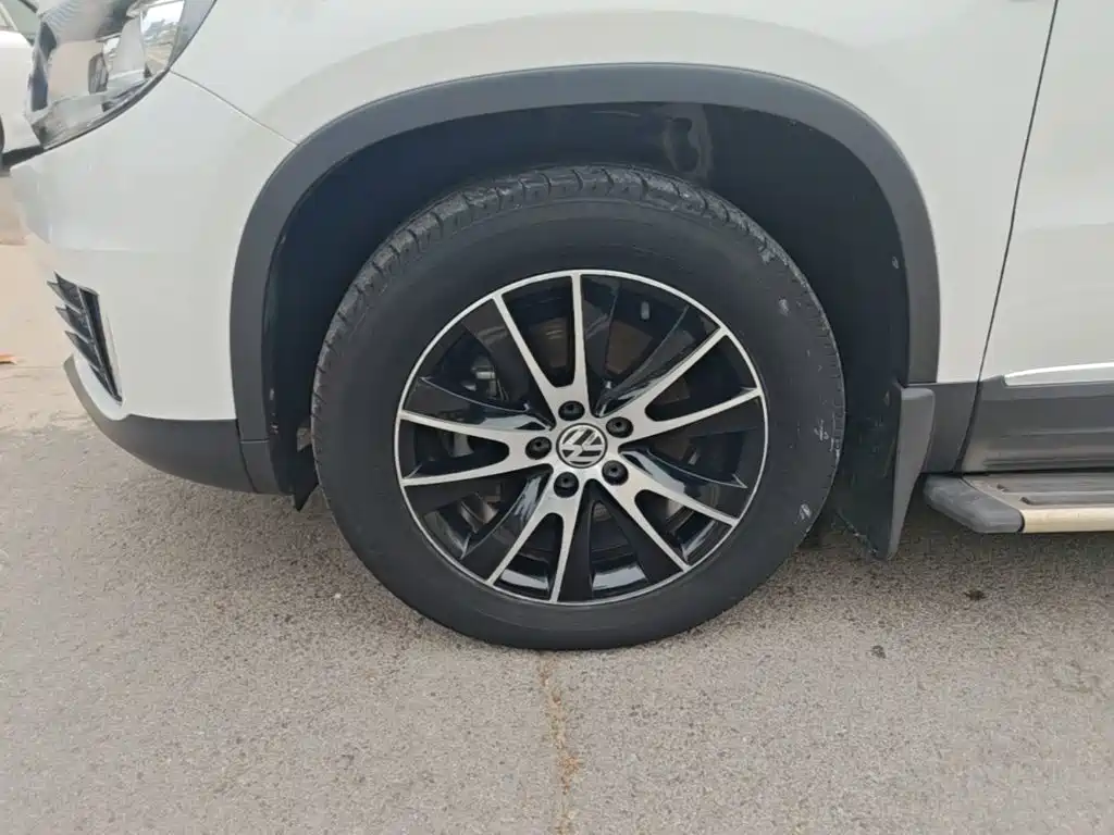 Volkswagen Tiguan — миниатюра 23