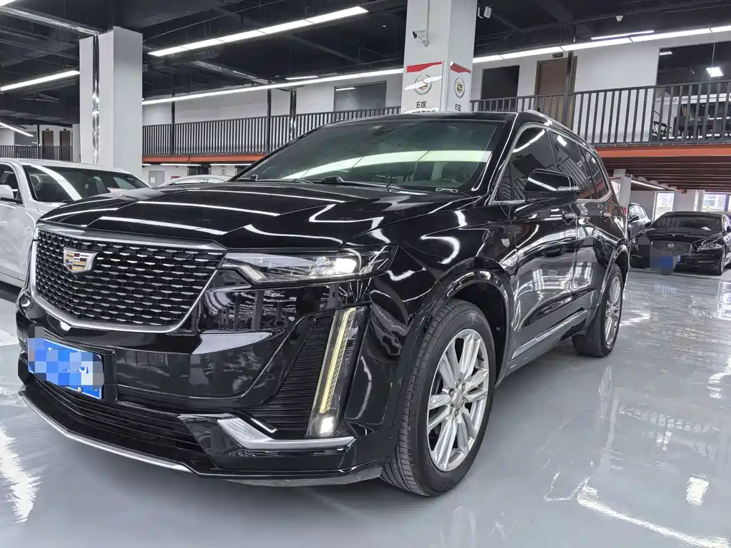 Cadillac XT6