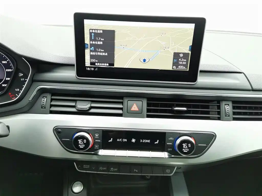 Audi A4L — фотографии объявления, Фото 12