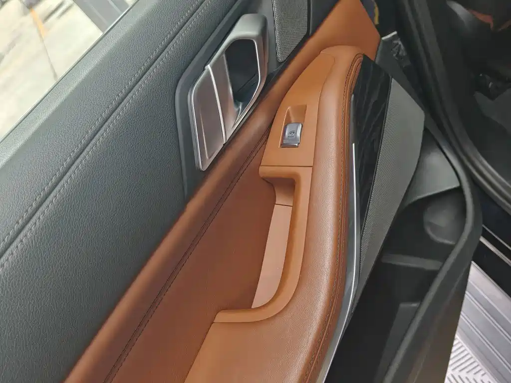 BMW X7 — миниатюра 7