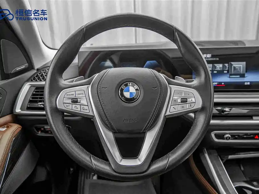 BMW X7 — миниатюра 18