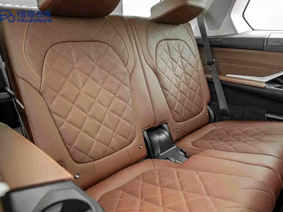 BMW X7 — миниатюра 17