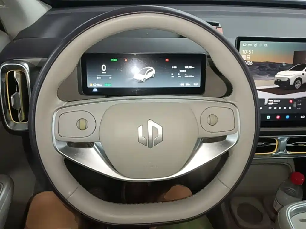 Leapmotor Leapmotor B10 — миниатюра 11