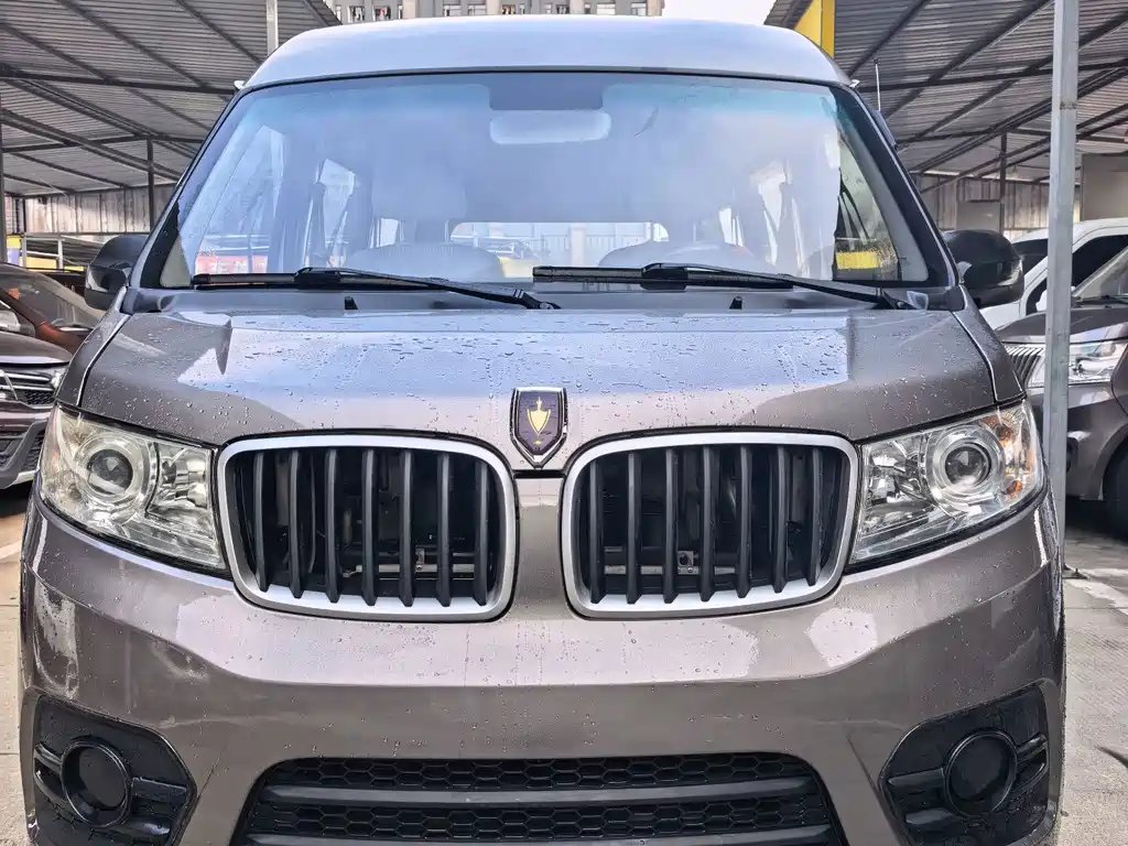 Jinbei Hiace X30L — миниатюра 2