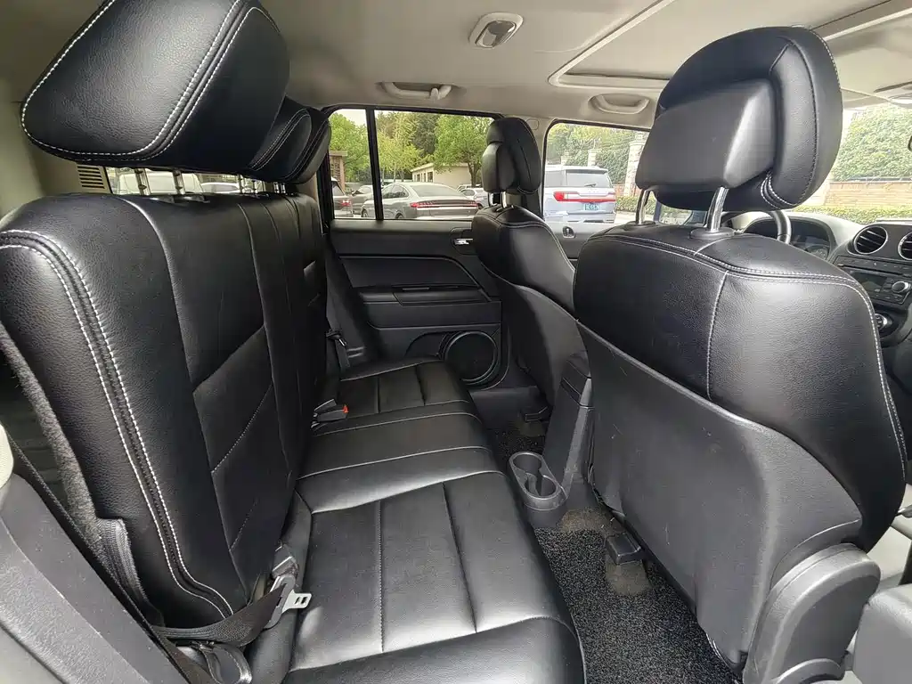 Jeep Patriot — миниатюра 13