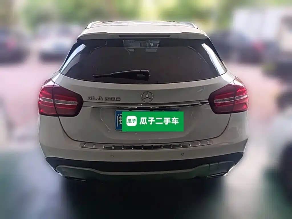 Mercedes-Benz GLA — миниатюра 8