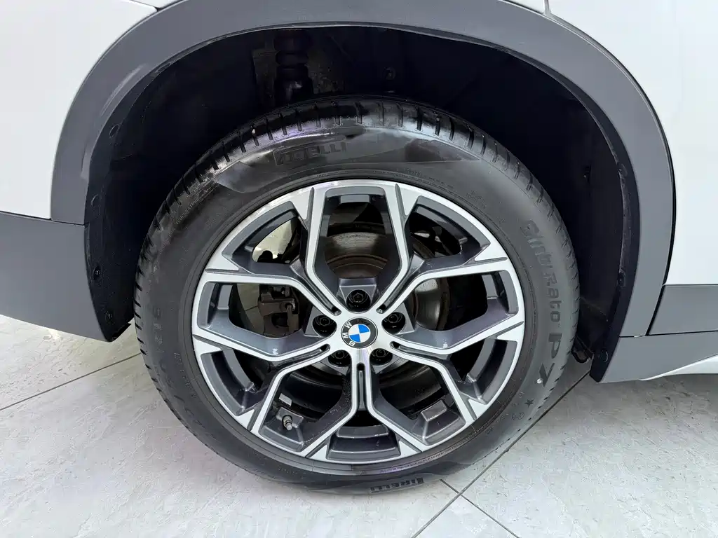 BMW X1 — миниатюра 24