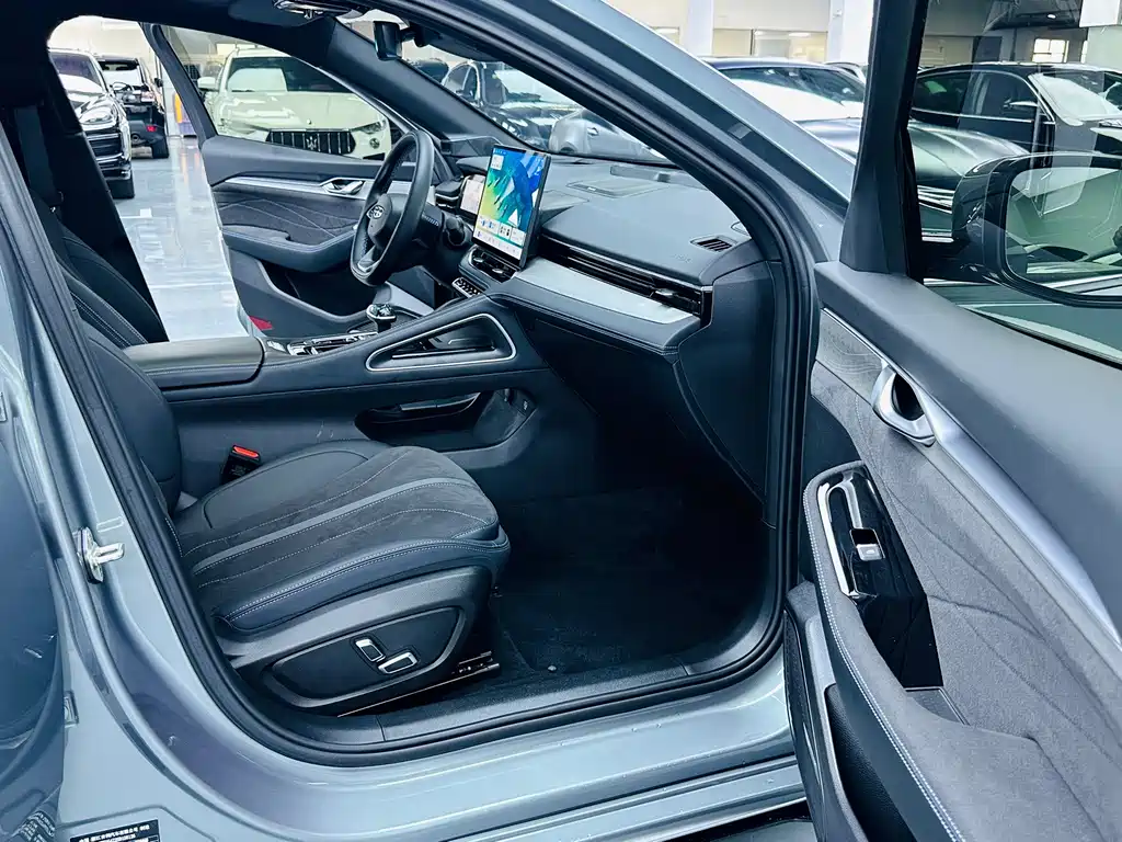 Geely Xingrui — миниатюра 8