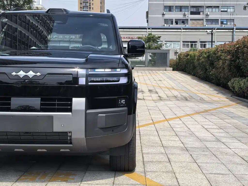 Fangchengbao Leopard 7 7 2025 190KM Ultra