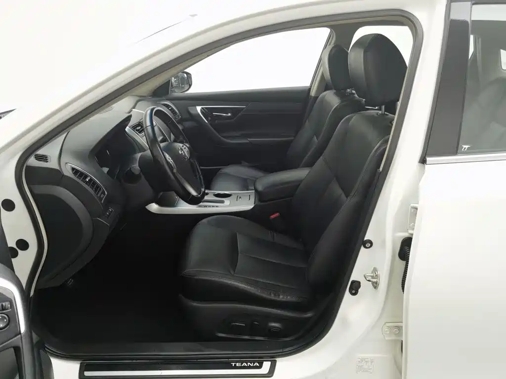 Nissan Teana — миниатюра 10