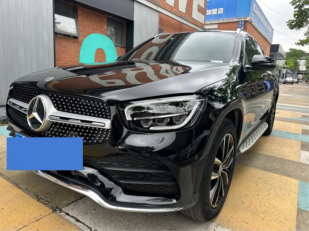 Купить Mercedes-Benz GLC