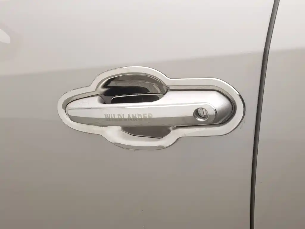Toyota Wildlander New Energy — миниатюра 18