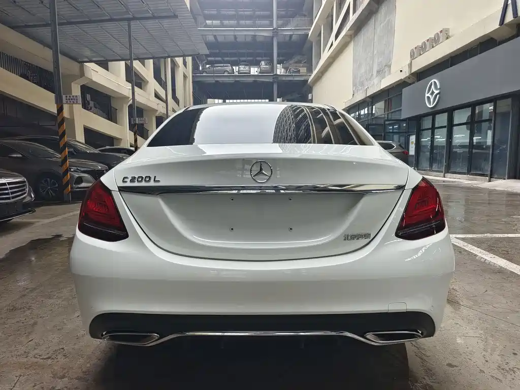 Mercedes-Benz C-Class — миниатюра 16
