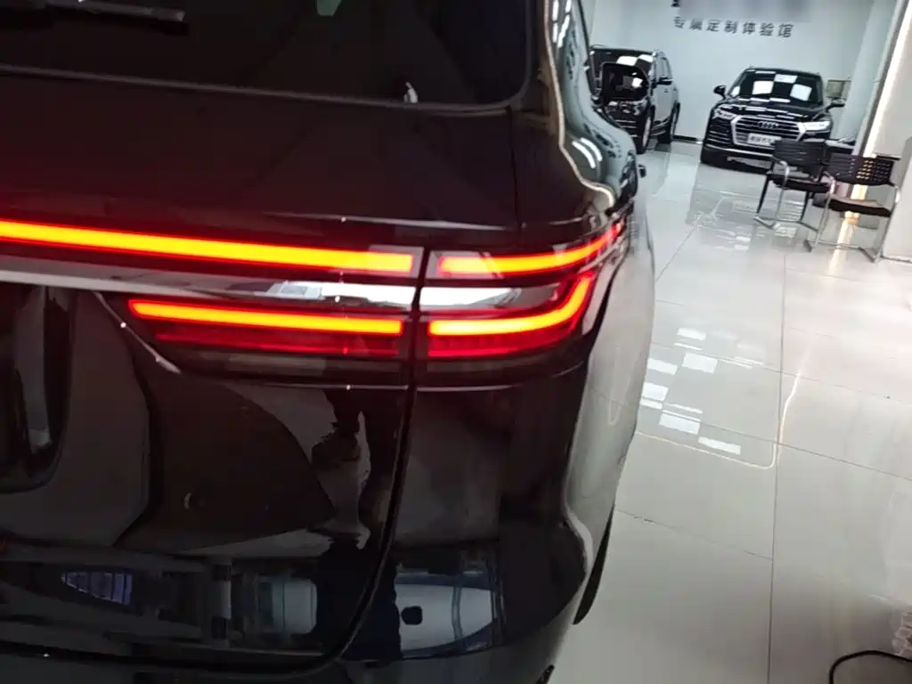 Li Auto Li ONE — миниатюра 8