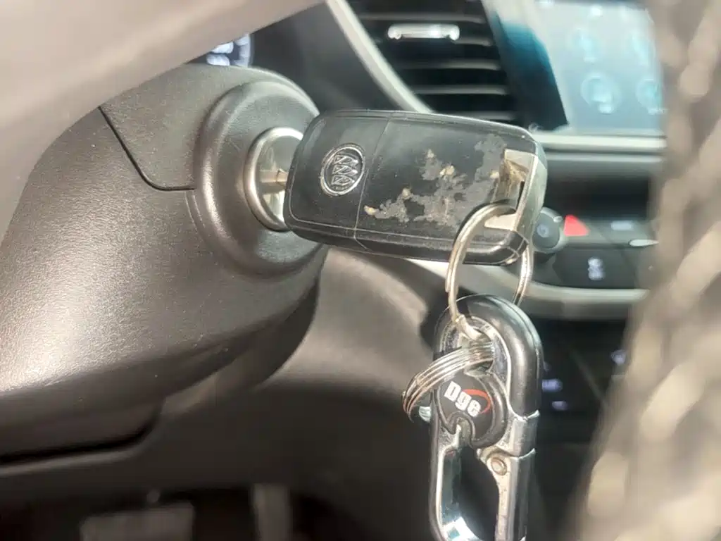 Buick Excelle — миниатюра 9