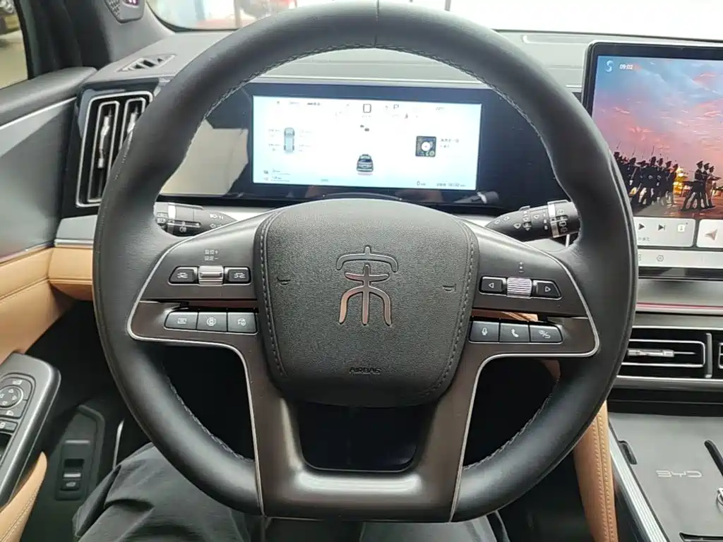 BYD L DM-i — миниатюра 11