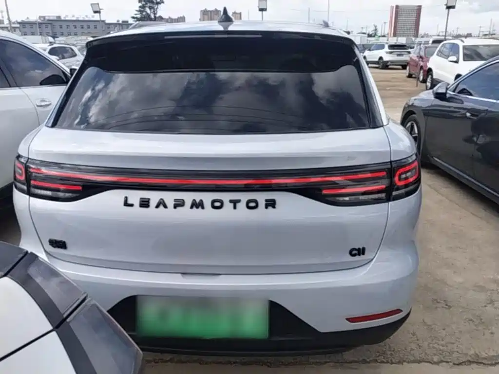 Leapmotor Leapmotor C11 — миниатюра 6