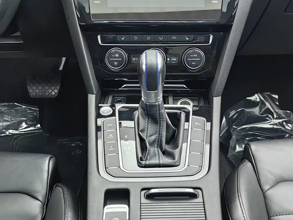 Volkswagen Viloran New Energy — миниатюра 13