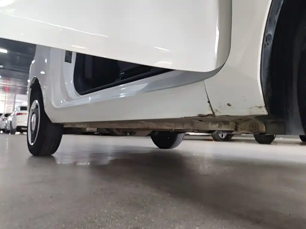 Wuling MINIEV — миниатюра 21