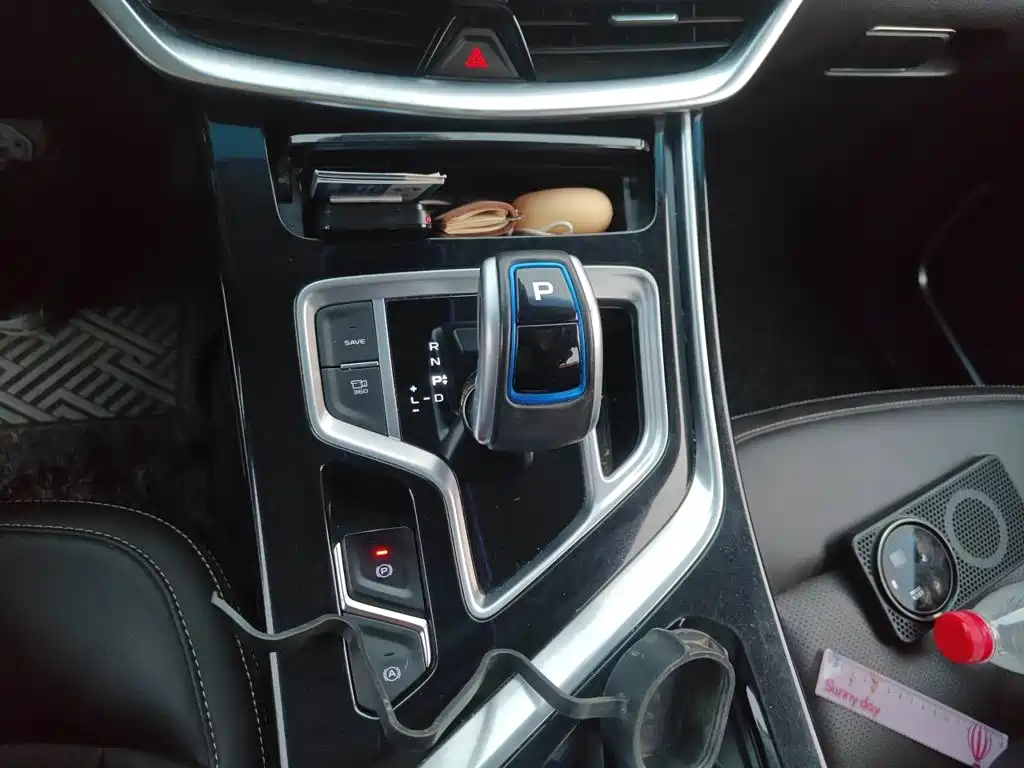 Geely Jia Ji New Energy — миниатюра 10