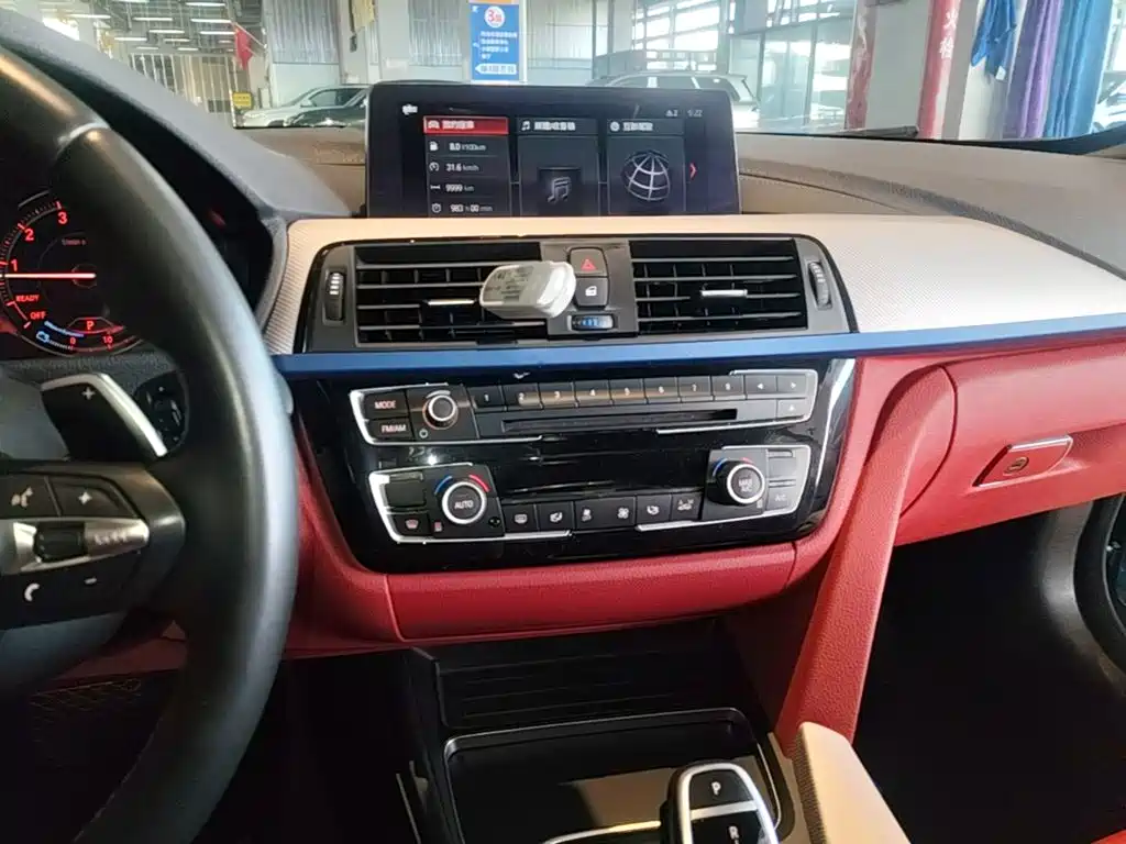 BMW 4 Series — миниатюра 13