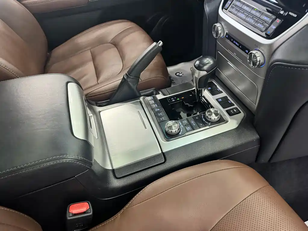 Toyota Land Cruiser — миниатюра 11