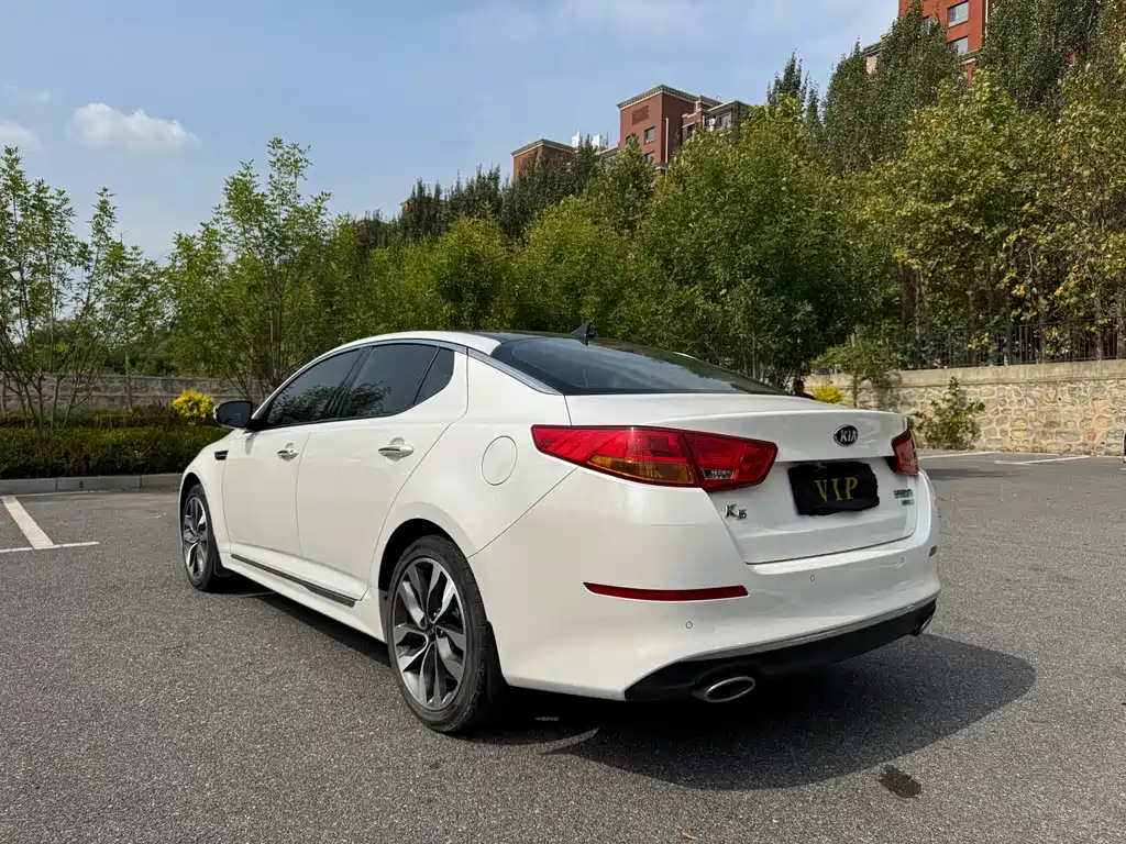 Kia K5 — миниатюра 21