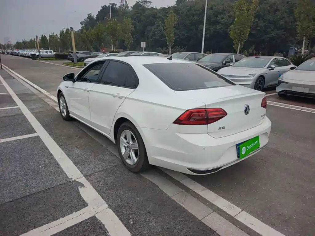 Volkswagen Lamando — миниатюра 5