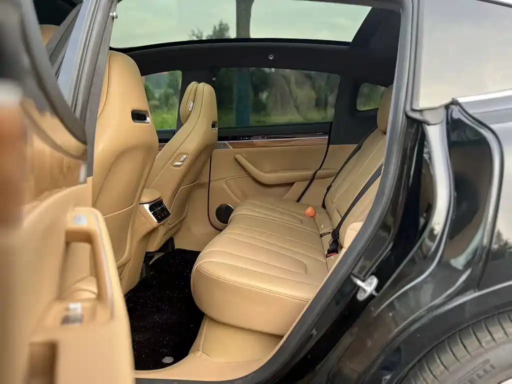 Luxeed R7 2024 802km Max