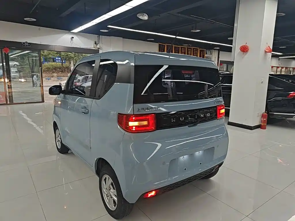 Wuling MINIEV — миниатюра 5