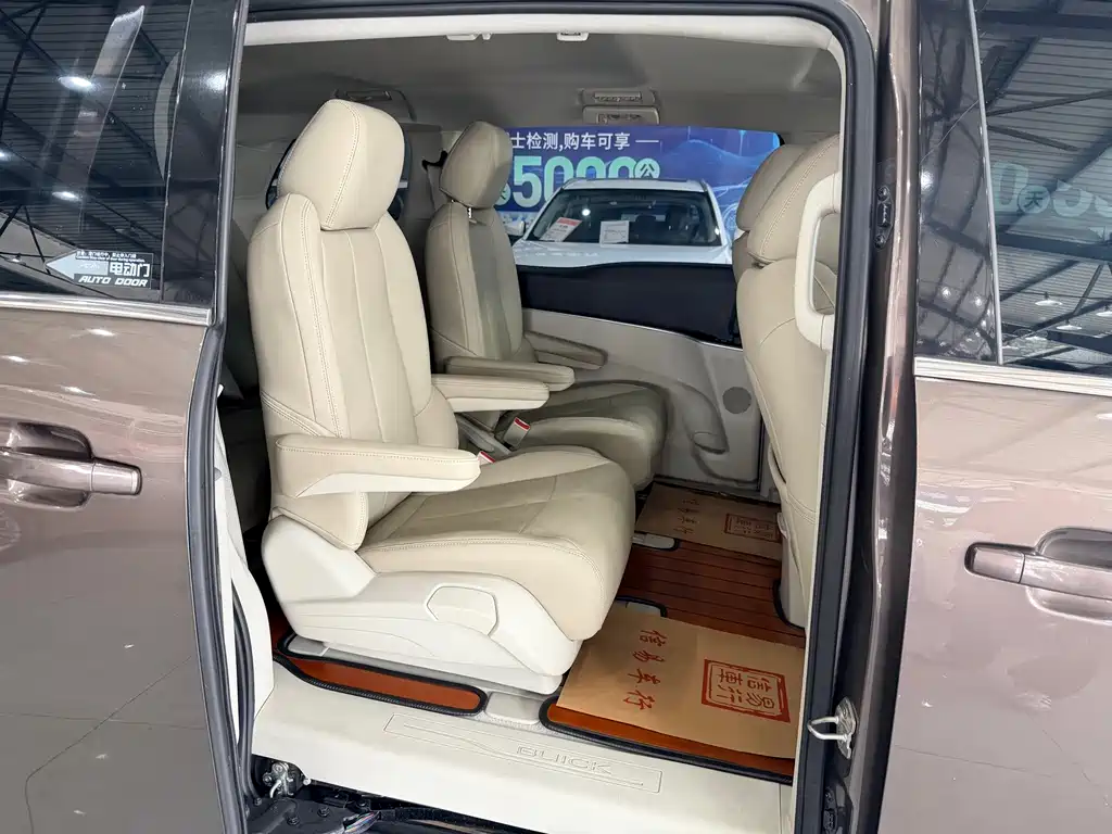 Buick GL8 — миниатюра 14