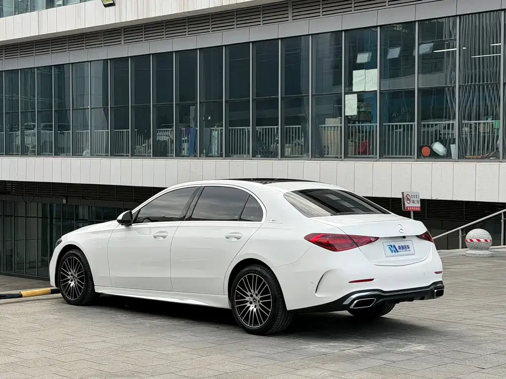 Mercedes-Benz C-Class — миниатюра 5