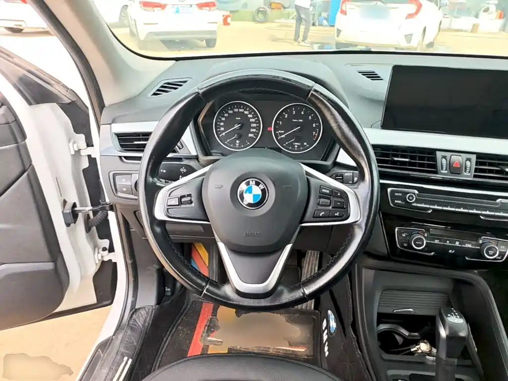BMW X1 — миниатюра 11