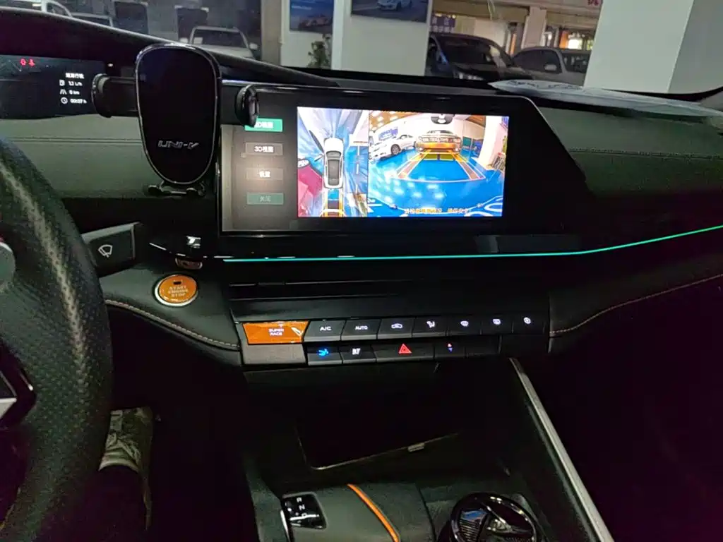 Changan UNI-V — миниатюра 13